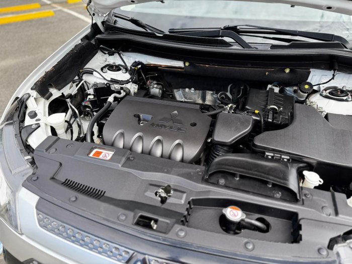 Foto 15 de 2020 MITSUBISHI OUTLANDER SPORT SE