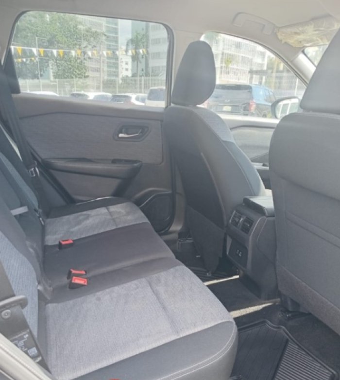 Foto 5 de 2023 NISSAN X-TRAIL SENSE