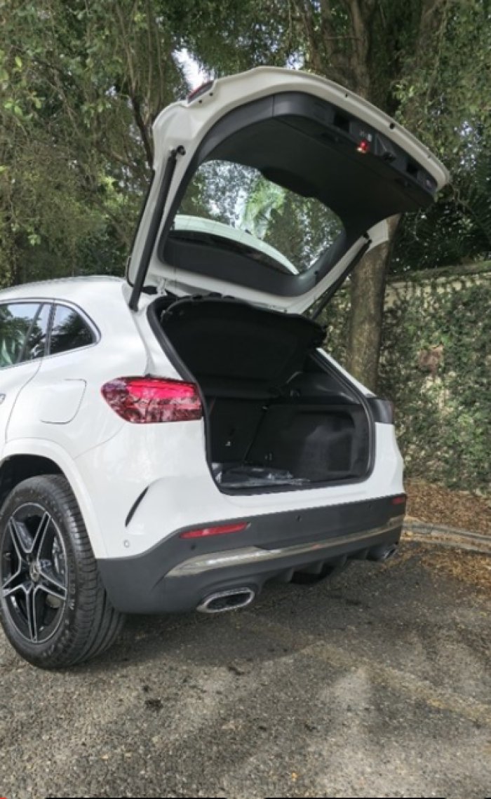 Foto 9 de 2025 MERCEDES-BENZ CLASE GLA 200 AMG LINE