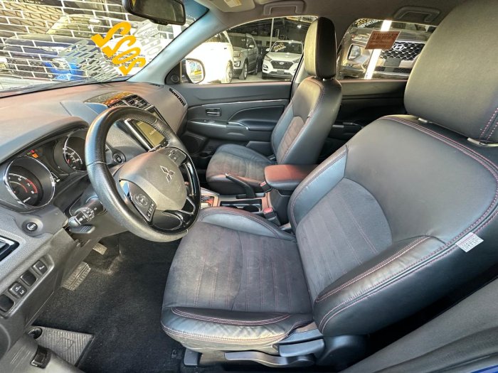 Foto 8 de 2022 MITSUBISHI OUTLANDER SPORT SE