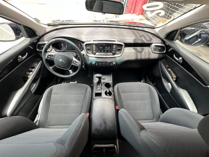 Foto 7 de 2020 KIA SORENTO LX