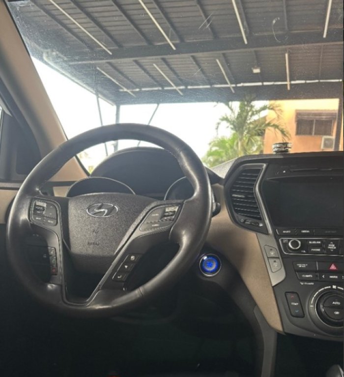 Foto 4 de 2017 HYUNDAI SANTA FE ULTIMATE