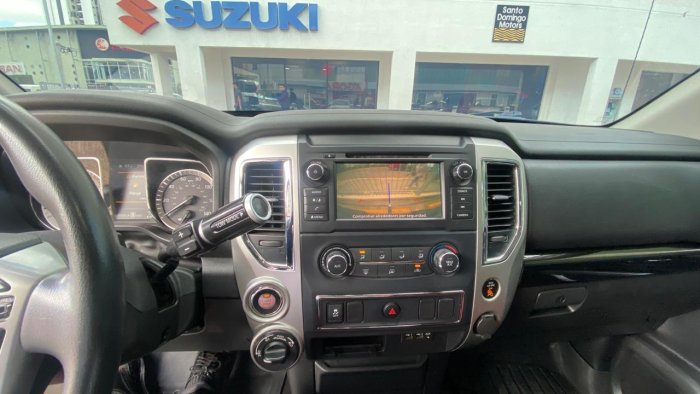 Foto 5 de 2019 NISSAN TITAN