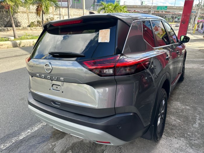 Foto 6 de 2021 NISSAN ROGUE S