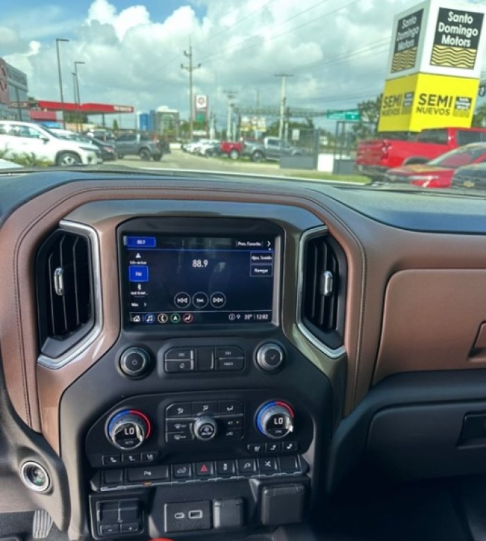 Foto 5 de 2021 CHEVROLET SILVERADO HIGH COUNTRY