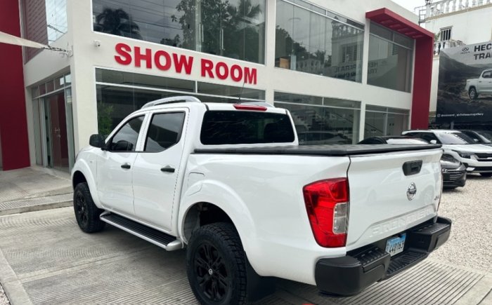 Foto 10 de 2022 NISSAN FRONTIER