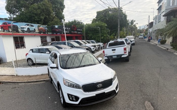 Foto 2 de 2018 KIA SORENTO