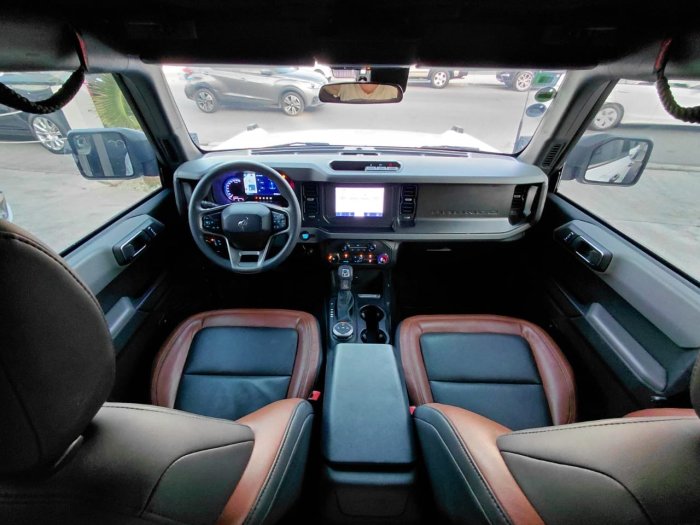 Foto 4 de 2022 FORD BRONCO