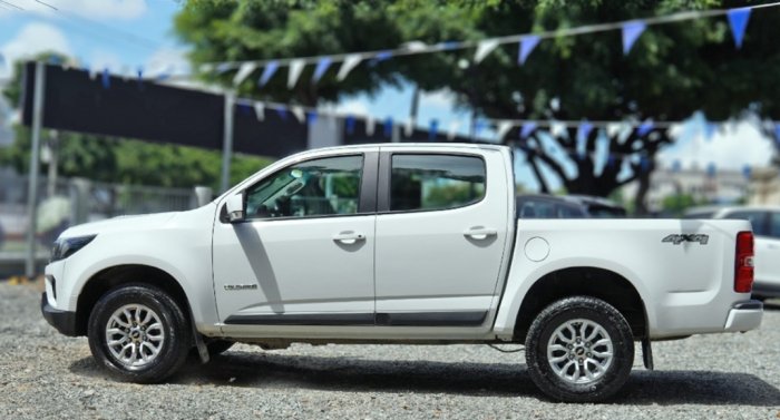 Foto 6 de 2023 CHEVROLET COLORADO LT 4X4