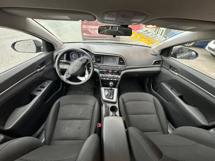 Foto 7 de 2020 HYUNDAI ELANTRA SEL