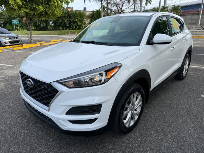 Foto 2 de 2021 HYUNDAI TUCSON SE