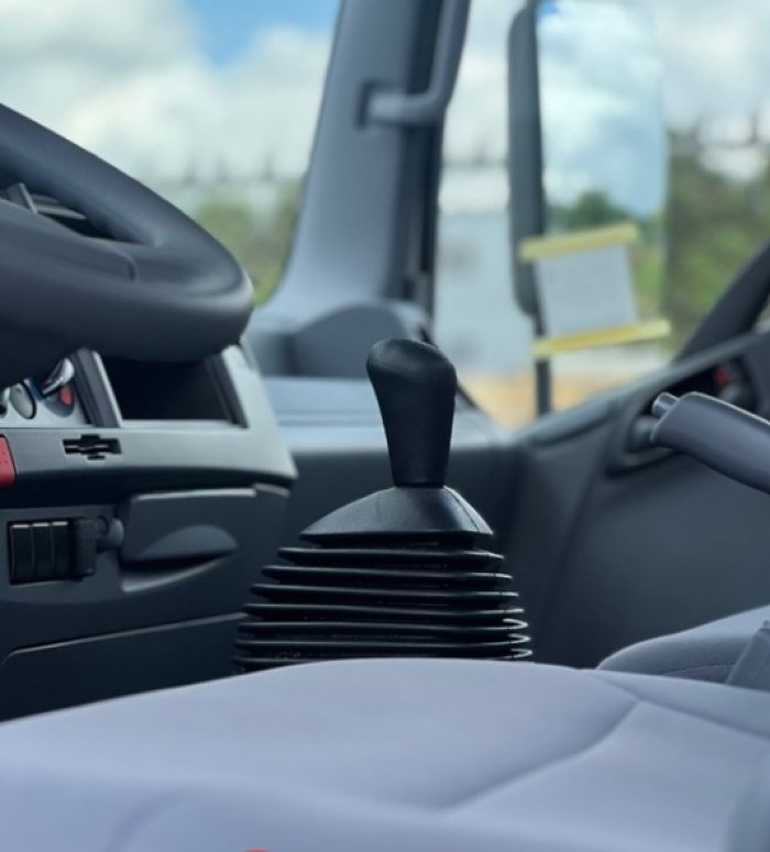 Foto 7 de 2025 ISUZU NPR