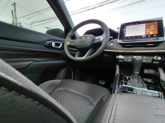 Foto 6 de 2024 JEEP COMMANDER