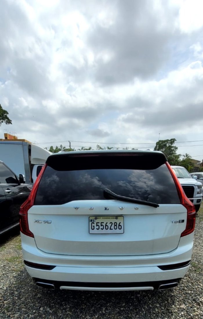 Foto 6 de 2016 VOLVO XC90