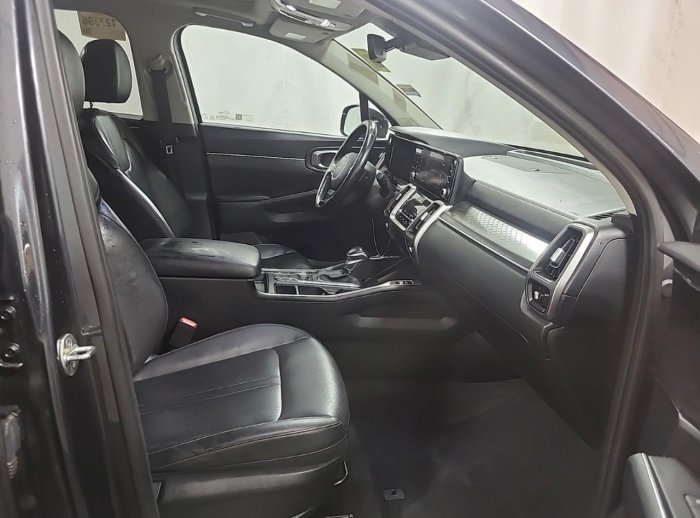 Foto 11 de 2022 KIA SORENTO S
