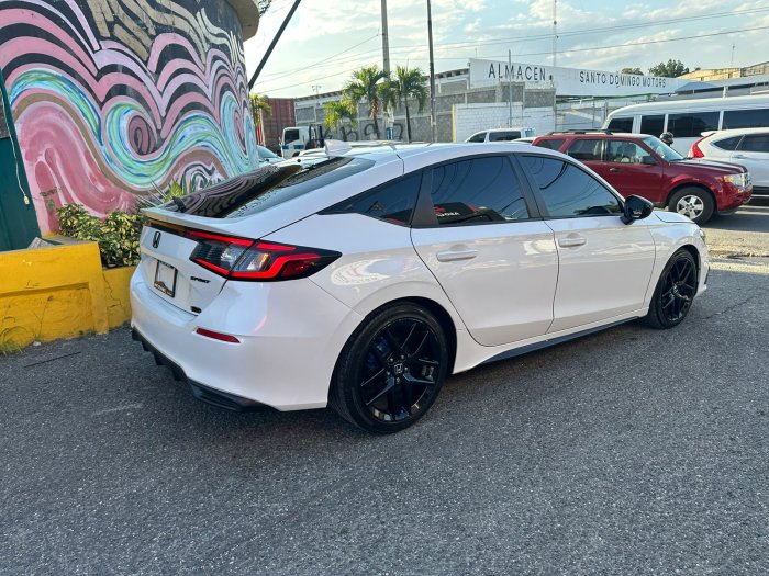 Foto 7 de 2024 Honda CIVIC SPORT