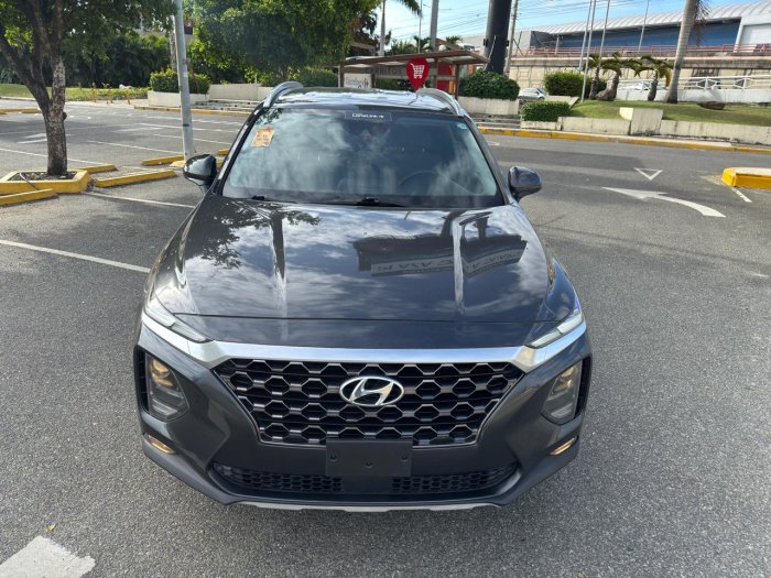 Foto 3 de 2020 HYUNDAI SANTA FE SEL