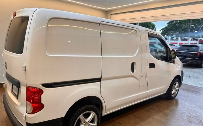 Foto 8 de 2020 NISSAN NV200