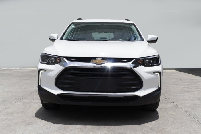 Foto 2 de 2023 CHEVROLET TRACKER