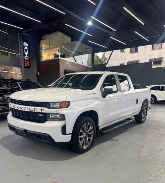 2019 CHEVROLET SILVERADO LTZ