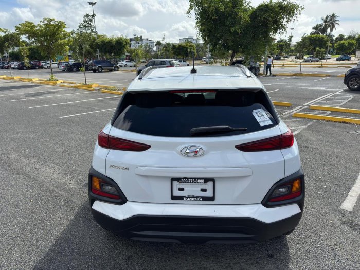 Foto 4 de 2020 HYUNDAI KONA SEL
