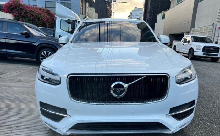 Foto 2 de 2018 VOLVO XC90
