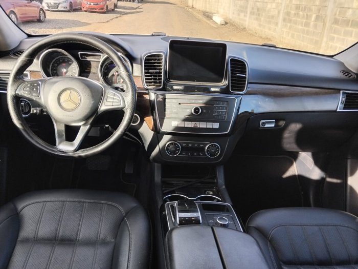 Foto 2 de 2016 MERCEDES-BENZ GLE350