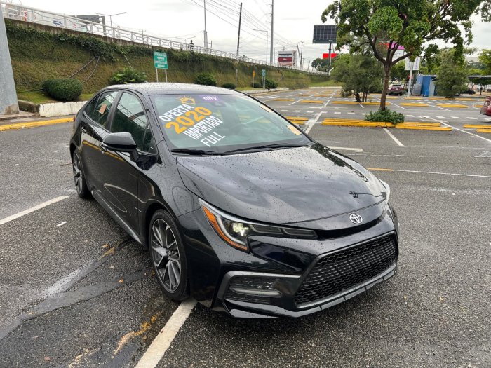 2020 Toyota COROLLA SE