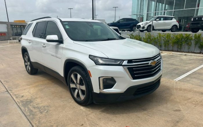 Foto 3 de 2022 CHEVROLET TRAVERSE LT
