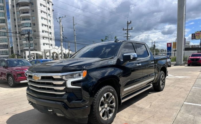 Foto 2 de 2023 CHEVROLET SILVERADO HIGH COUNTRY