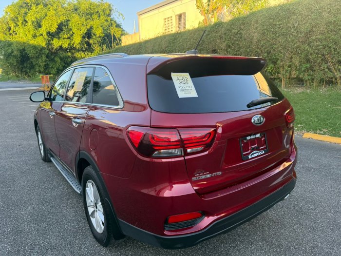 Foto 5 de 2020 KIA SORENTO LX