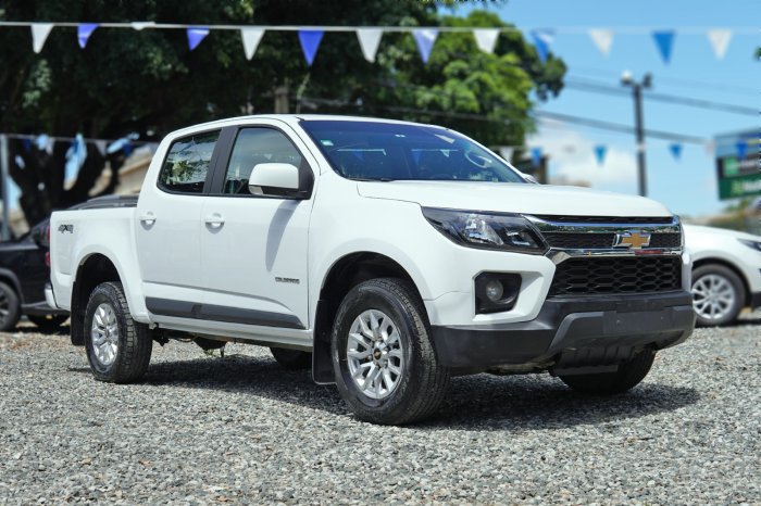 2023 CHEVROLET COLORADO