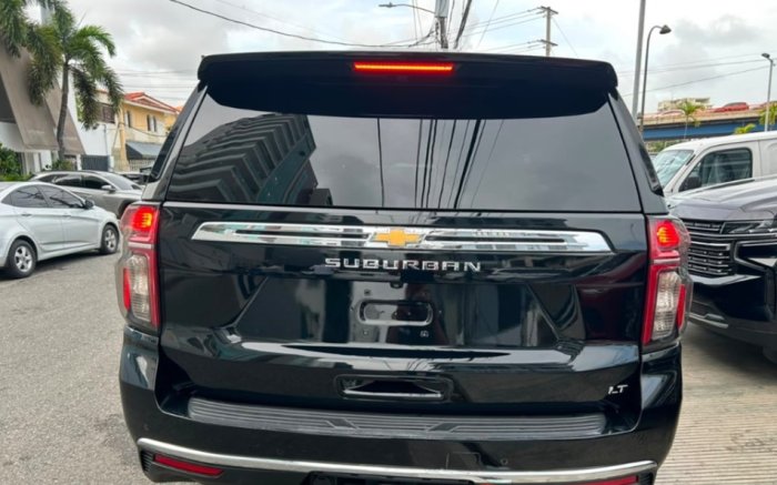 Foto 9 de 2021 CHEVROLET SUBURBAN LT