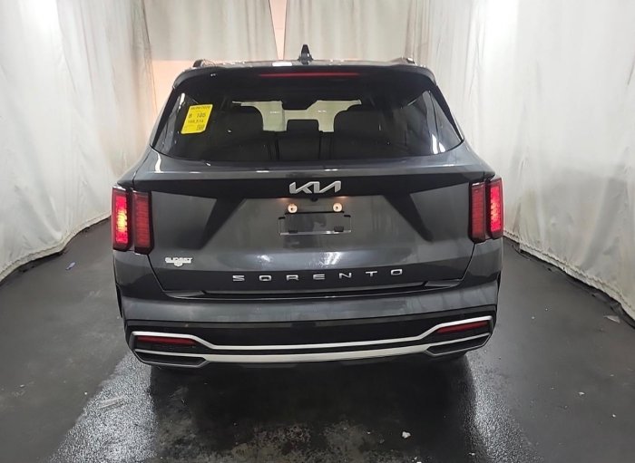 Foto 6 de 2022 KIA SORENTO S