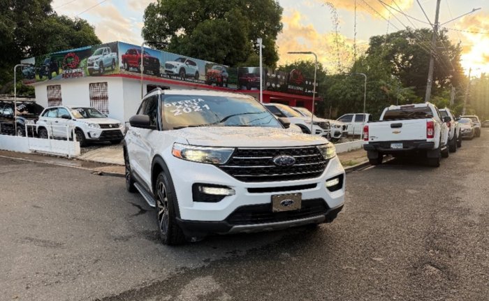 Foto 4 de 2021 FORD EXPLORER XLT