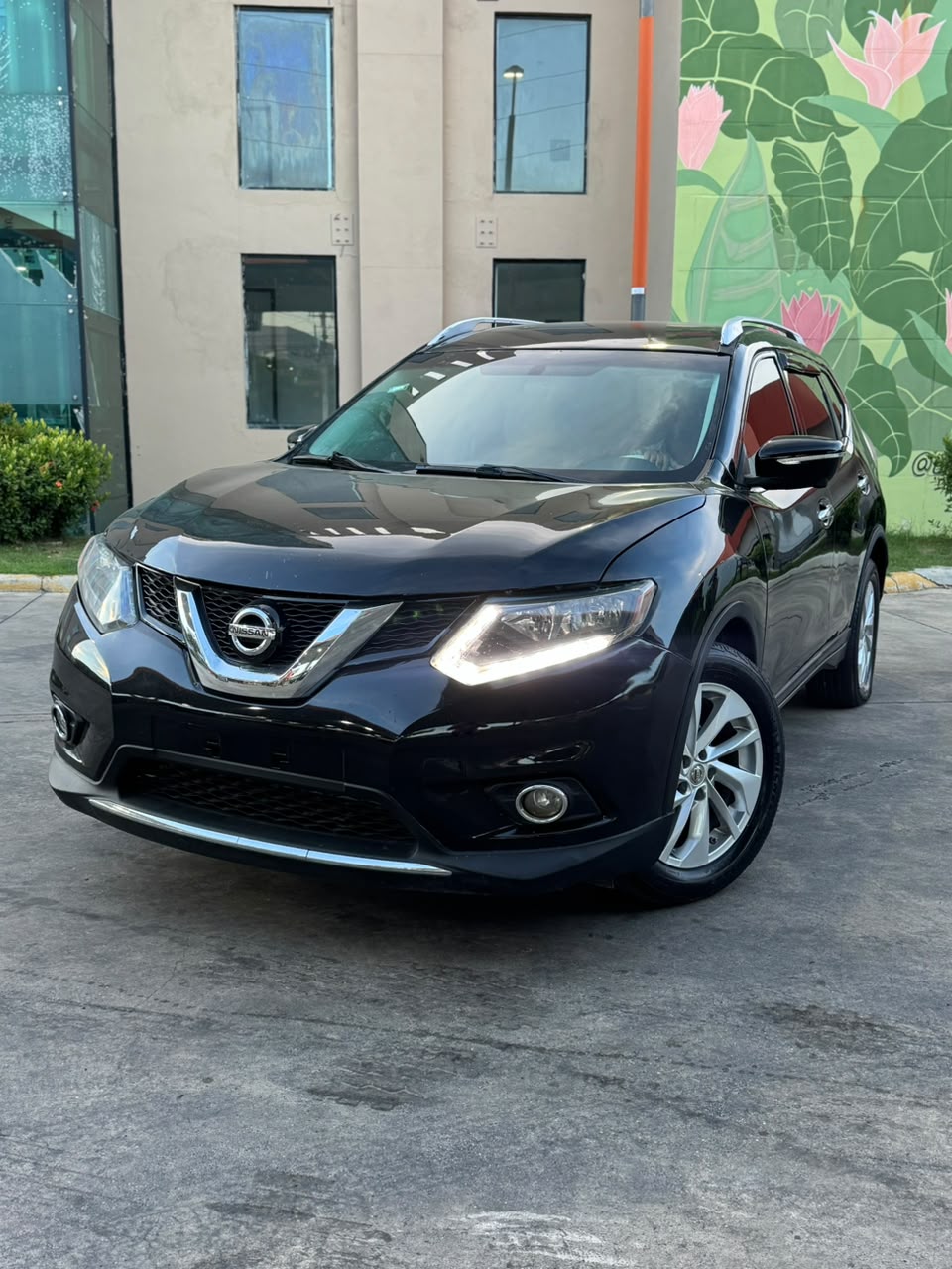 2015 NISSAN ROGUE