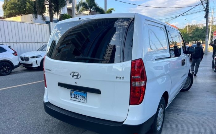 Foto 10 de 2018 HYUNDAI H 1 TQ6