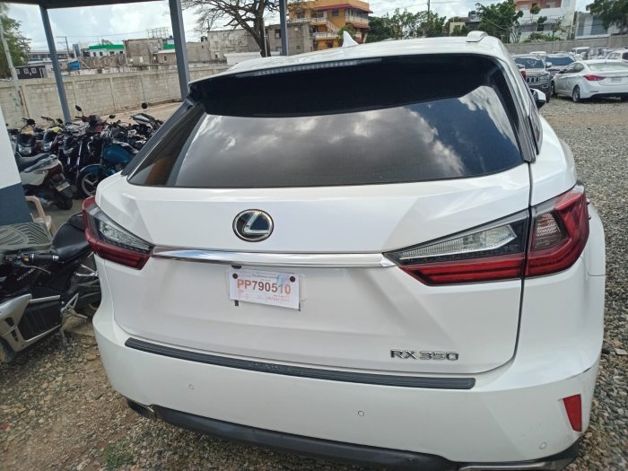 Foto 6 de 2017 LEXUS RX350