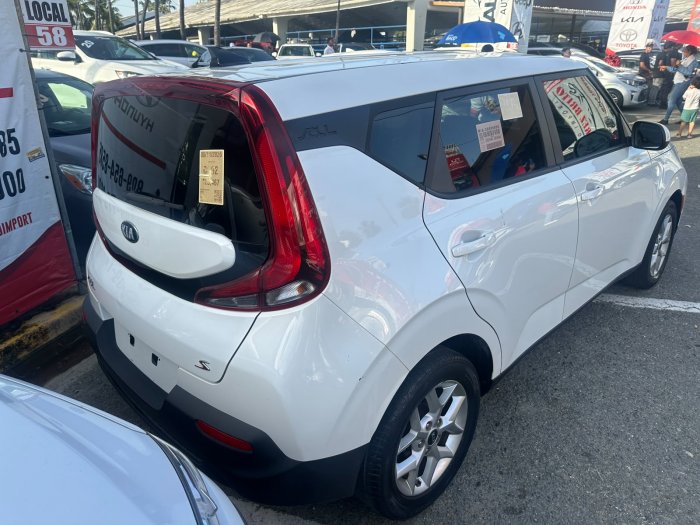 Foto 6 de 2021 KIA SOUL S