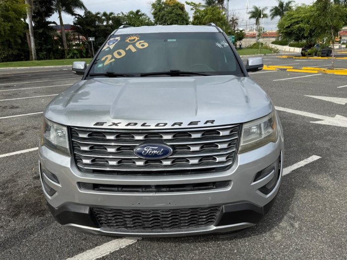 Foto 3 de 2016 FORD EXPLORER LIMITED