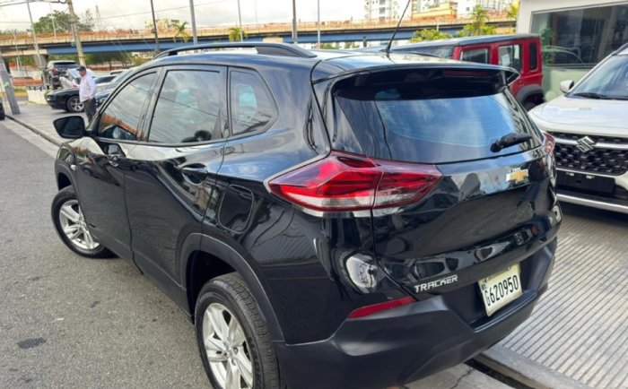 Foto 8 de 2023 CHEVROLET TRACKER LS