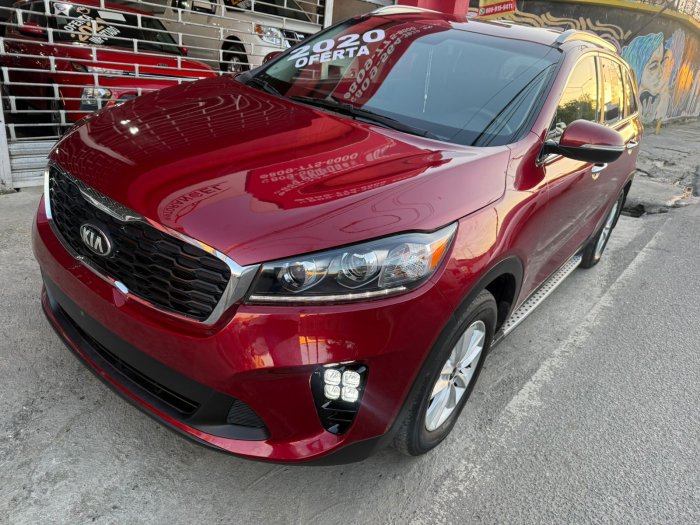 Foto 3 de 2020 KIA SORENTO LX
