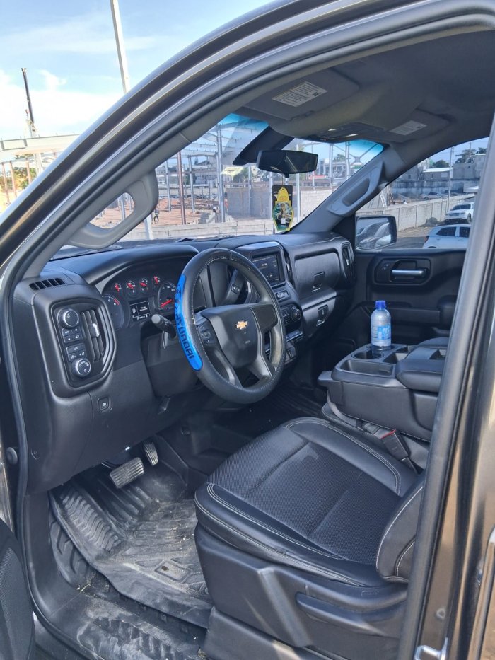 Foto 8 de 2021 CHEVROLET SILVERADO