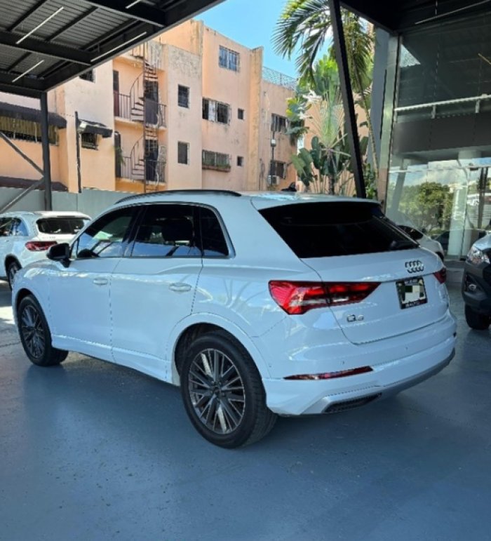 Foto 10 de 2021 AUDI Q3