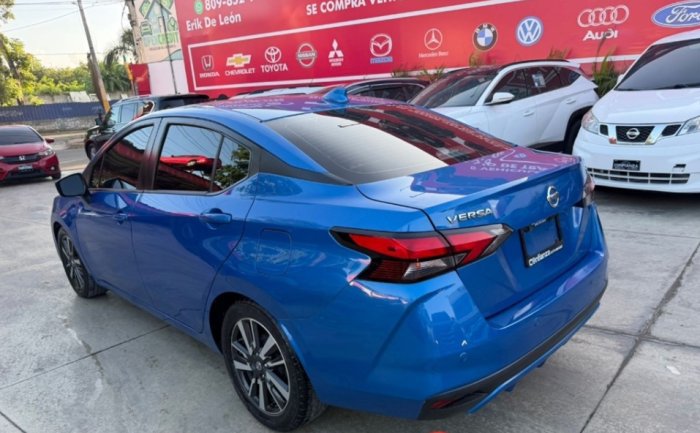 Foto 6 de 2021 NISSAN VERSA