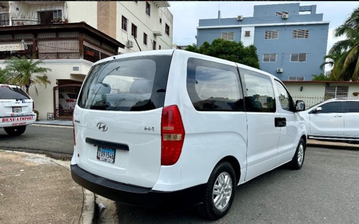 Foto 10 de 2020 HYUNDAI H1