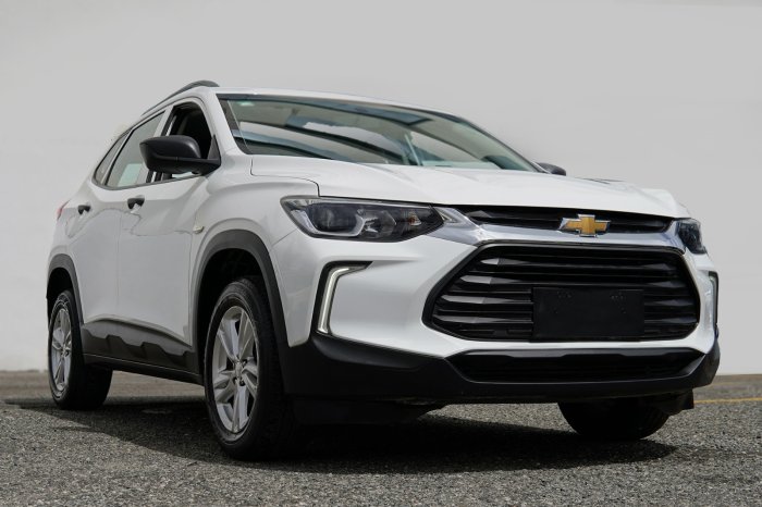 2023 CHEVROLET TRACKER