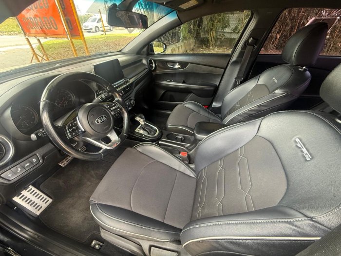 Foto 9 de 2021 KIA FORTE GT LINE