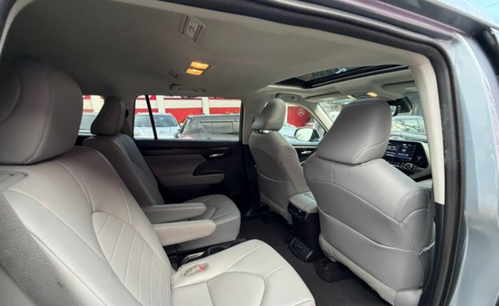 Foto 6 de 2020 Toyota HIGHLANDER