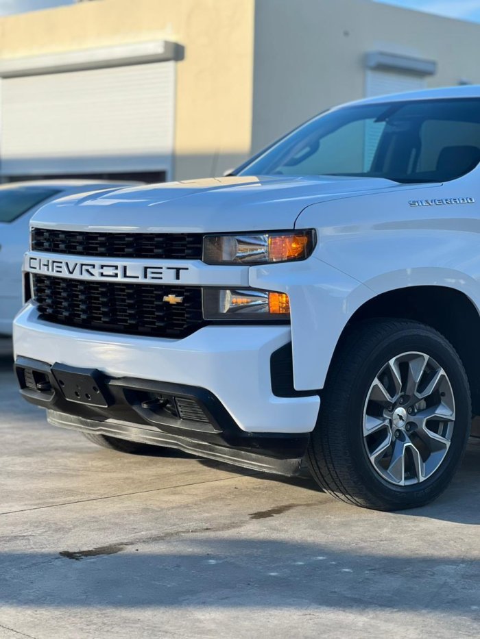 Foto 9 de 2021 CHEVROLET SILVERADO